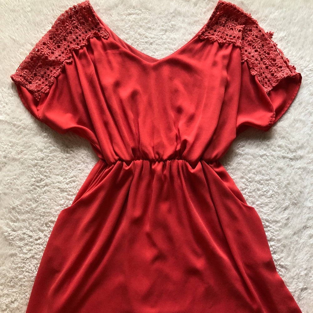 Coral dress with pockets!